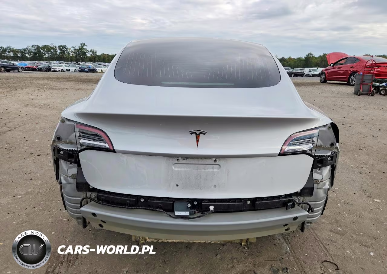 2018 Tesla Model 3 VIN:5YJ3E1EB1JF087666 - 6