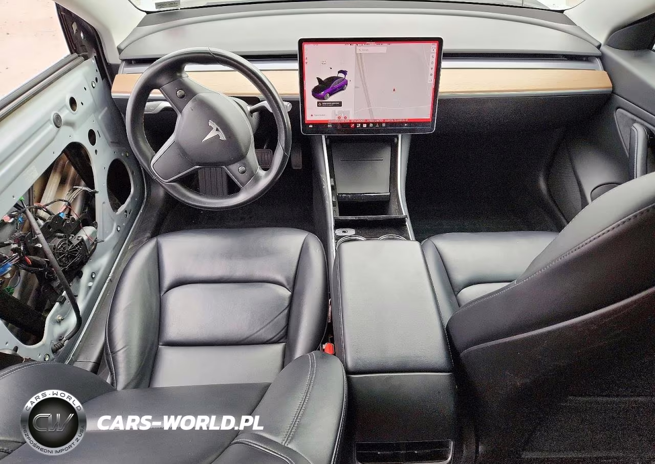 2018 Tesla Model 3 VIN:5YJ3E1EB1JF087666 - 8