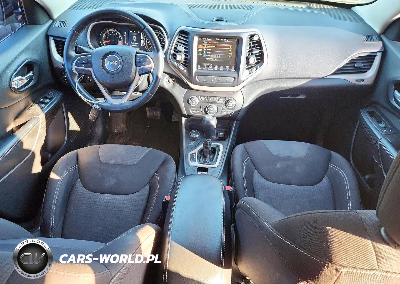 2015 Jeep Cherokee Latitude VIN:1C4PJMCS2FW578249 - 8