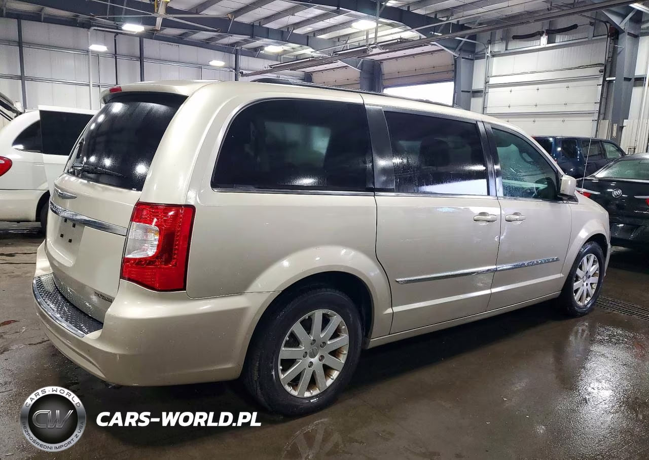 2015 Chrysler Town & Country Touring VIN:2C4RC1BG3FR655430 - 3