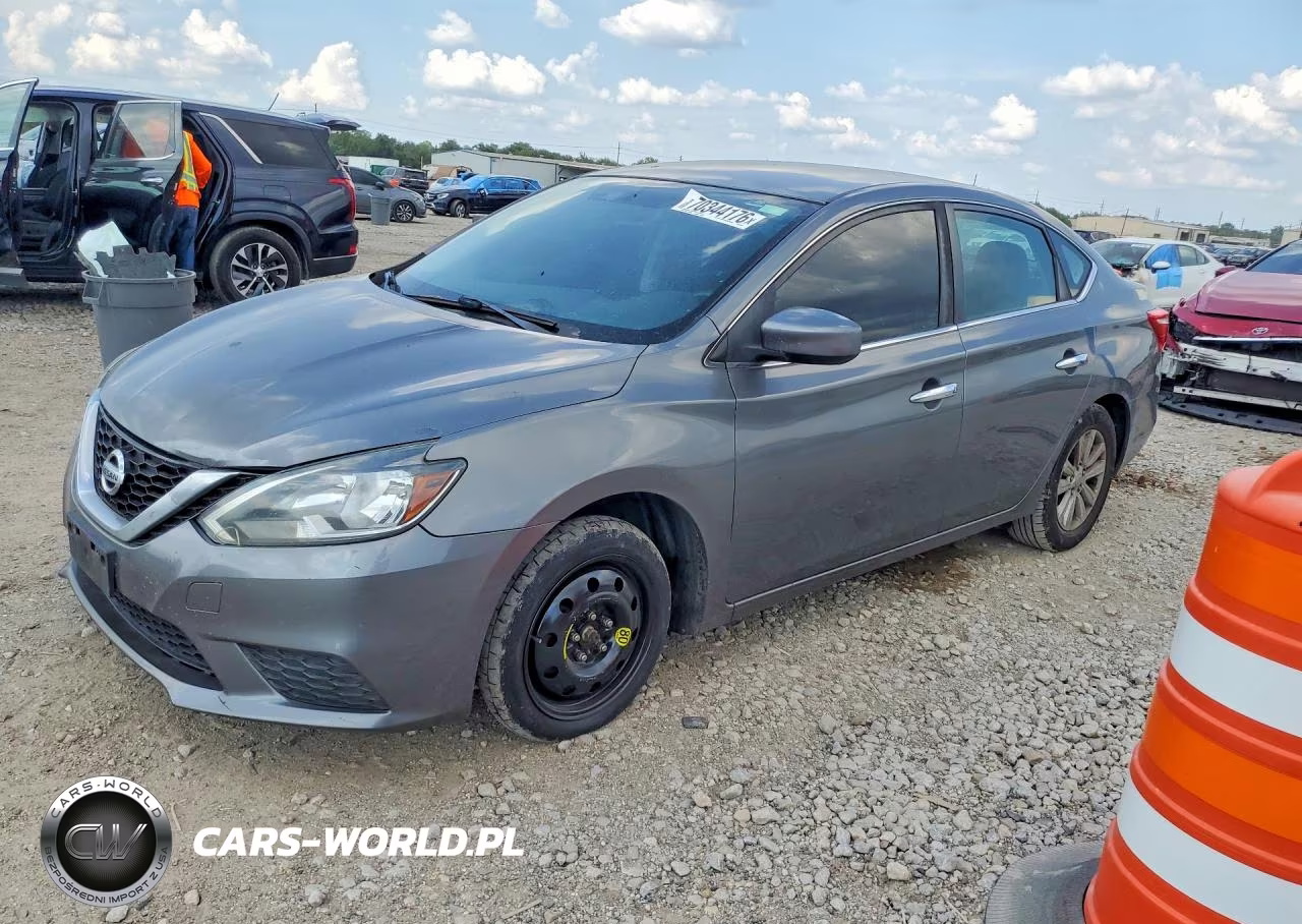2017 Nissan Sentra S VIN:3N1AB7APXHY249672 - 1