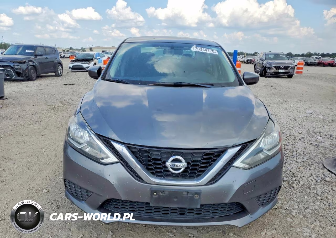 2017 Nissan Sentra S VIN:3N1AB7APXHY249672 - 5