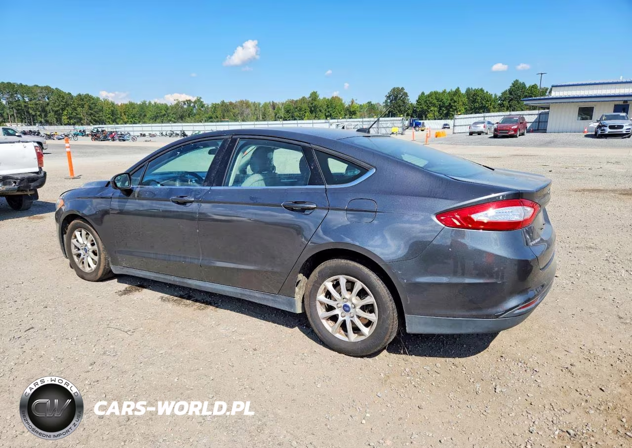 2015 Ford Fusion S VIN:1FA6P0G75F5120211 - 2