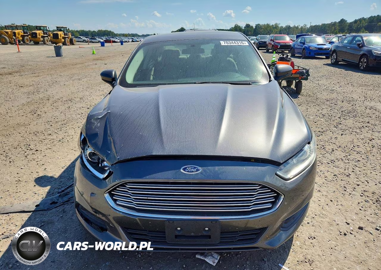 2015 Ford Fusion S VIN:1FA6P0G75F5120211 - 5