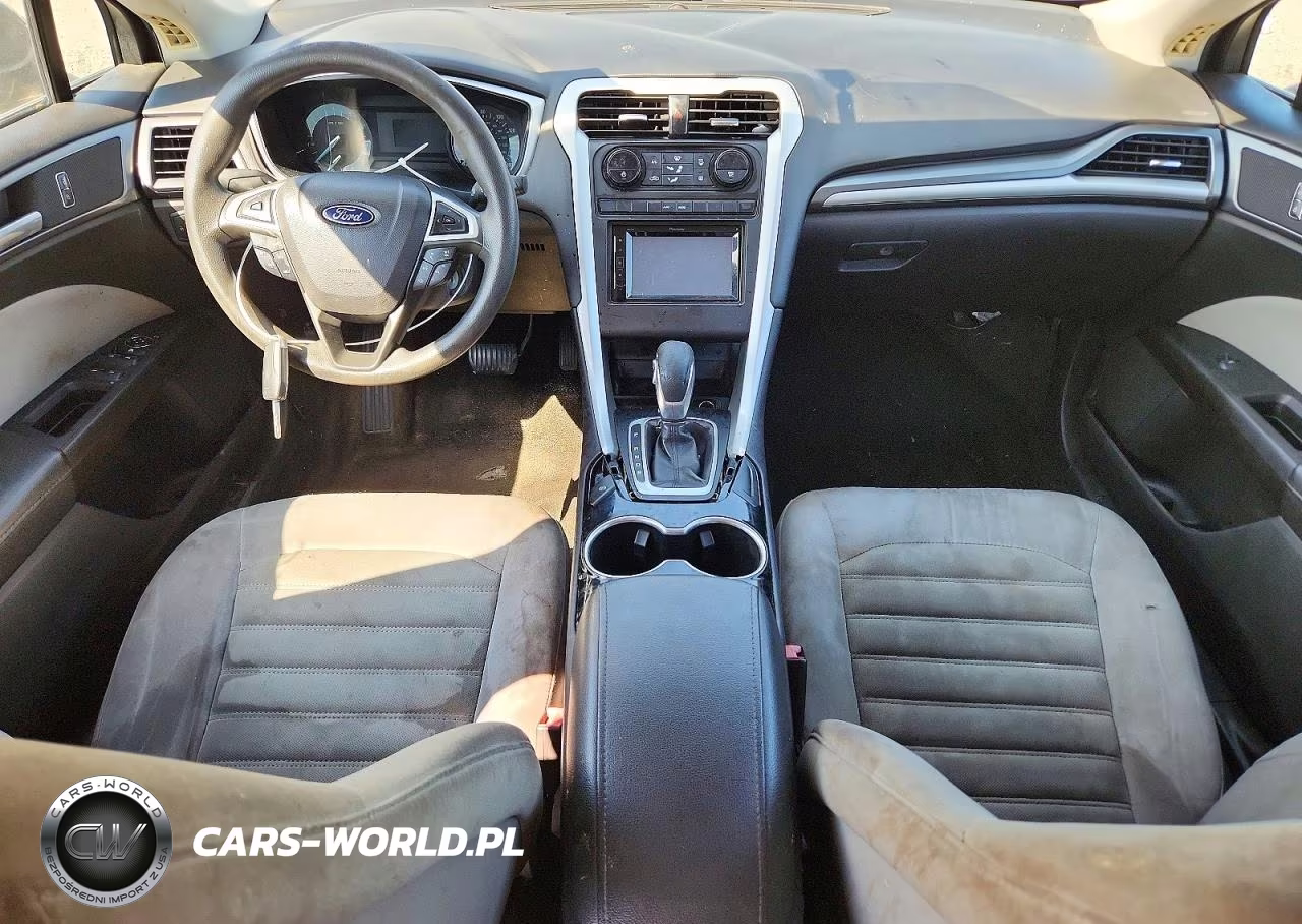 2015 Ford Fusion S VIN:1FA6P0G75F5120211 - 8