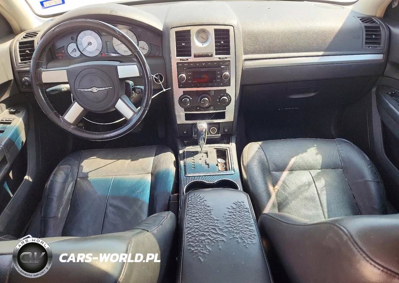 2008 Chrysler 300 Touring VIN:2C3KA53G38H206386 - 8