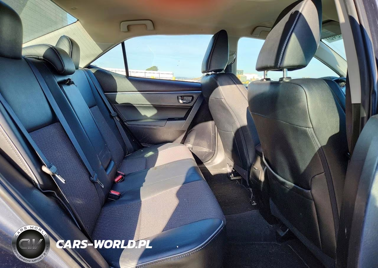 2015 Toyota Corolla S Plus VIN:5YFBURHE6FP339040 - 10