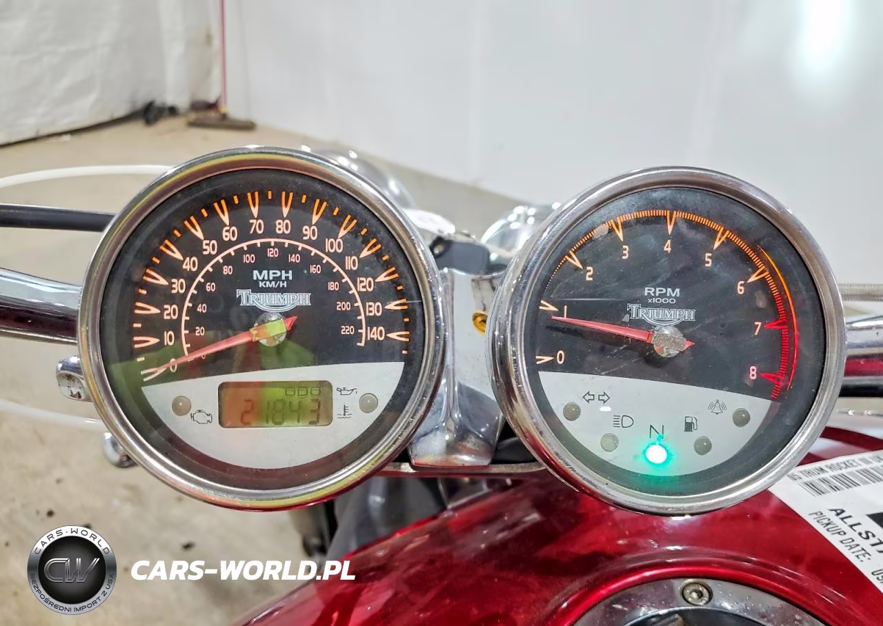 2005 Triumph Motorcycle Rocket Iii VIN:SMTC00L415J210993 - 7
