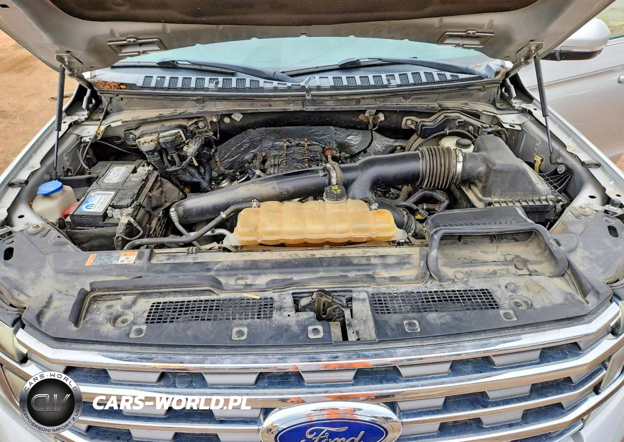 2018 Ford Expedition Max Xlt VIN:1FMJK1JT6JEA26292 - 12