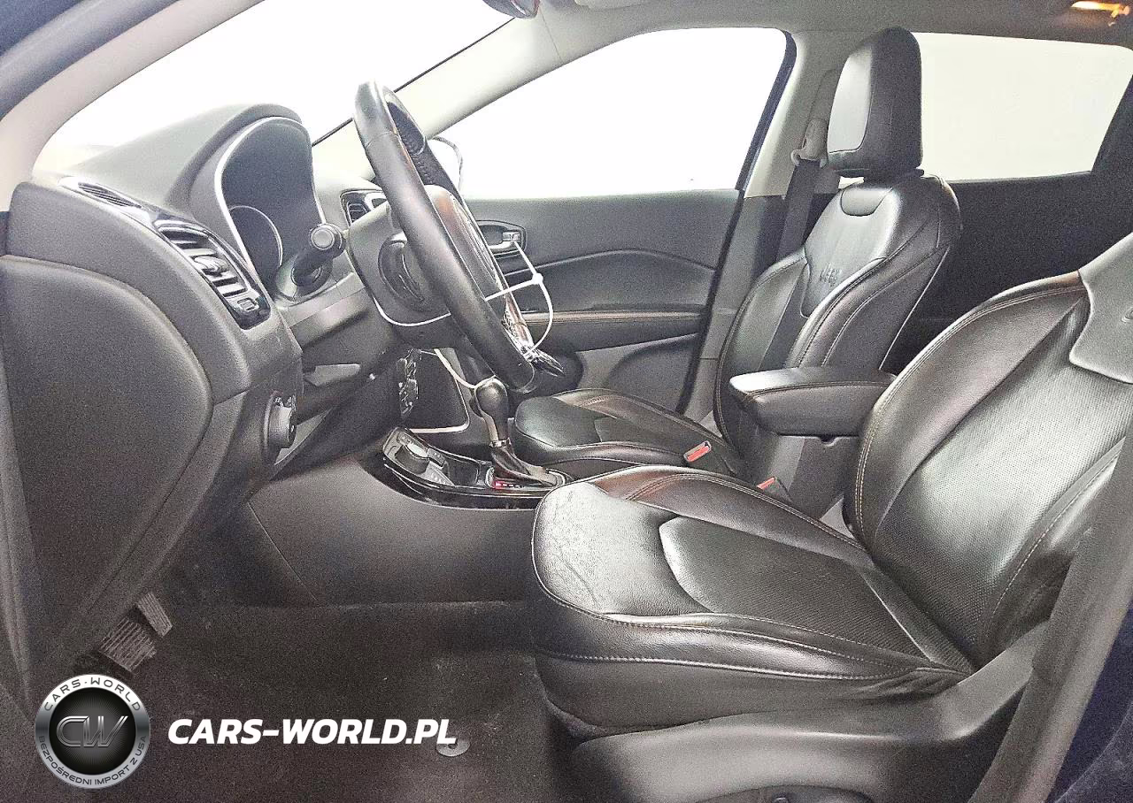 2019 Jeep Compass Limited VIN:3C4NJDCB3KT842408 - 7