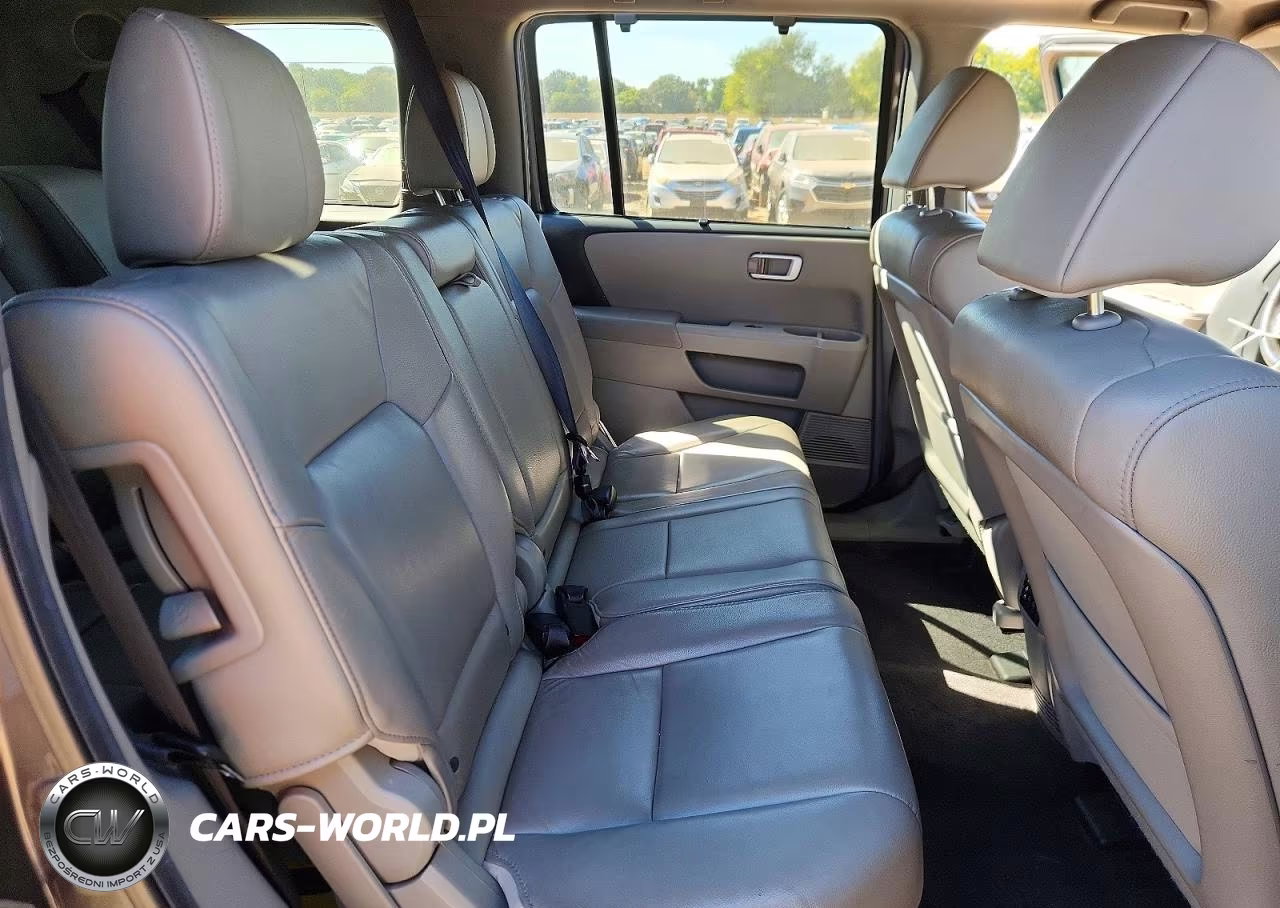 2012 Honda Pilot Touring VIN:5FNYF4H96CB084262 - 11