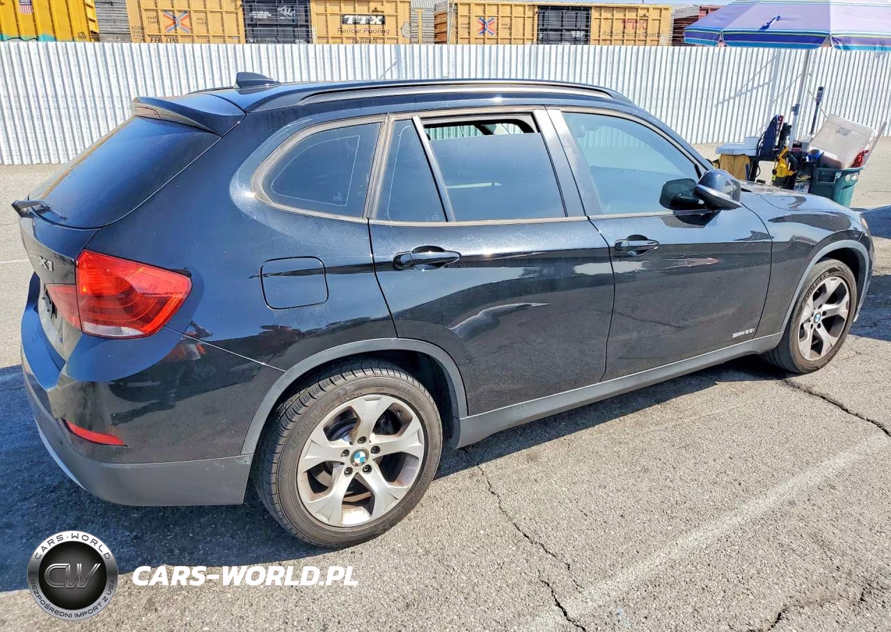 2015 BMW X1 Sdrive28I VIN:WBAVM1C5XFV315629 - 3