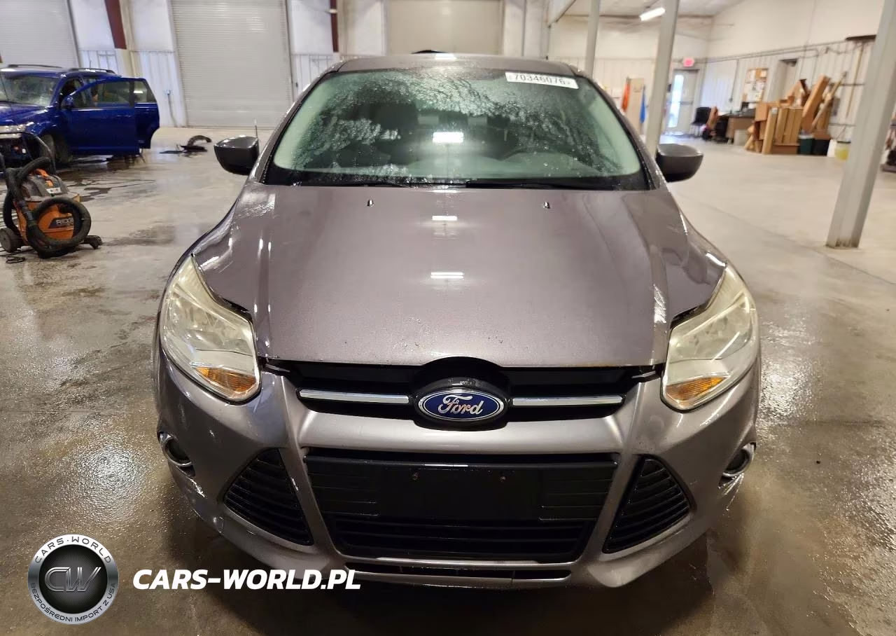 2012 Ford Focus Se VIN:1FAHP3F26CL284946 - 5