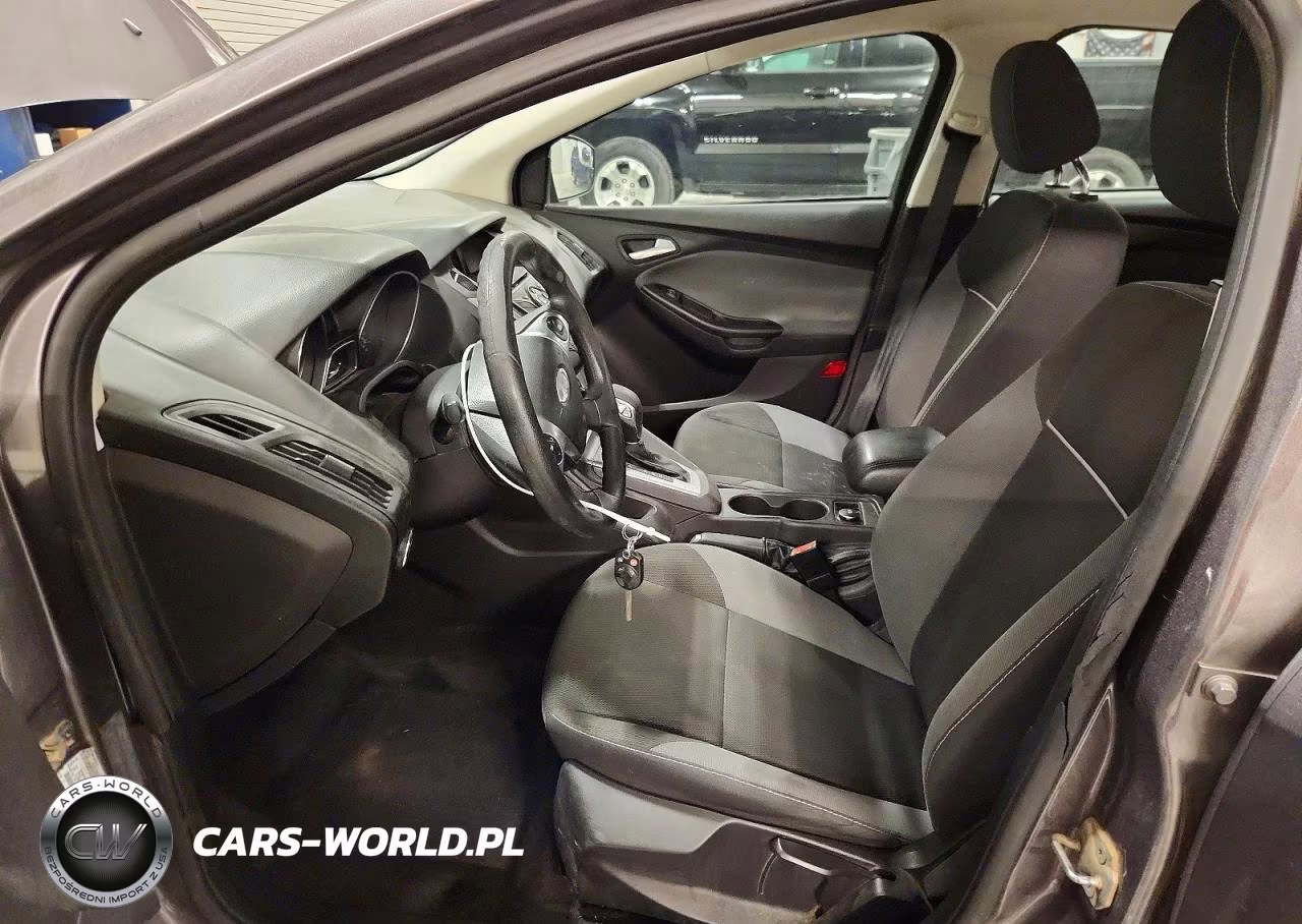 2012 Ford Focus Se VIN:1FAHP3F26CL284946 - 7