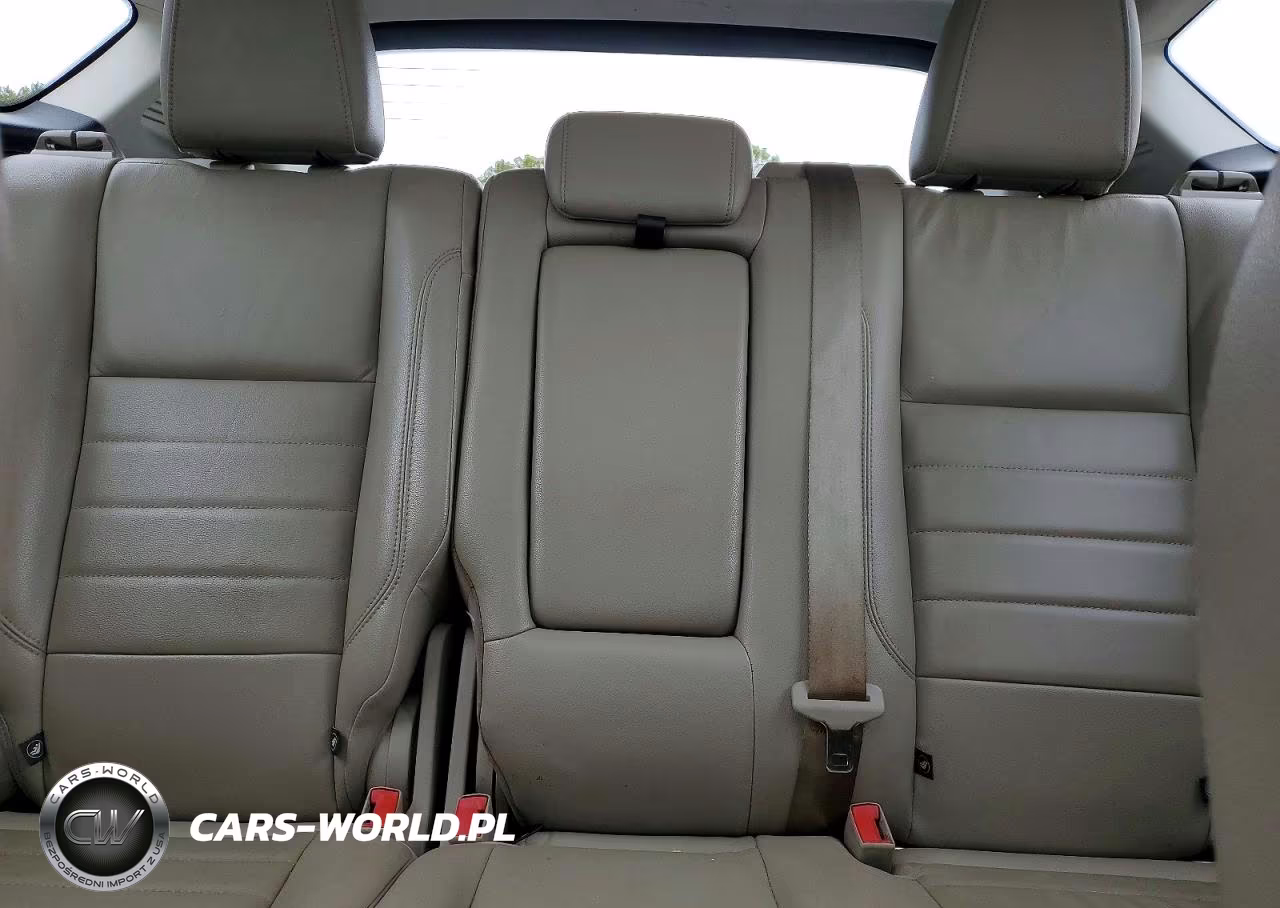 2015 Ford C-Max Sel VIN:1FADP5BU5FL113708 - 10