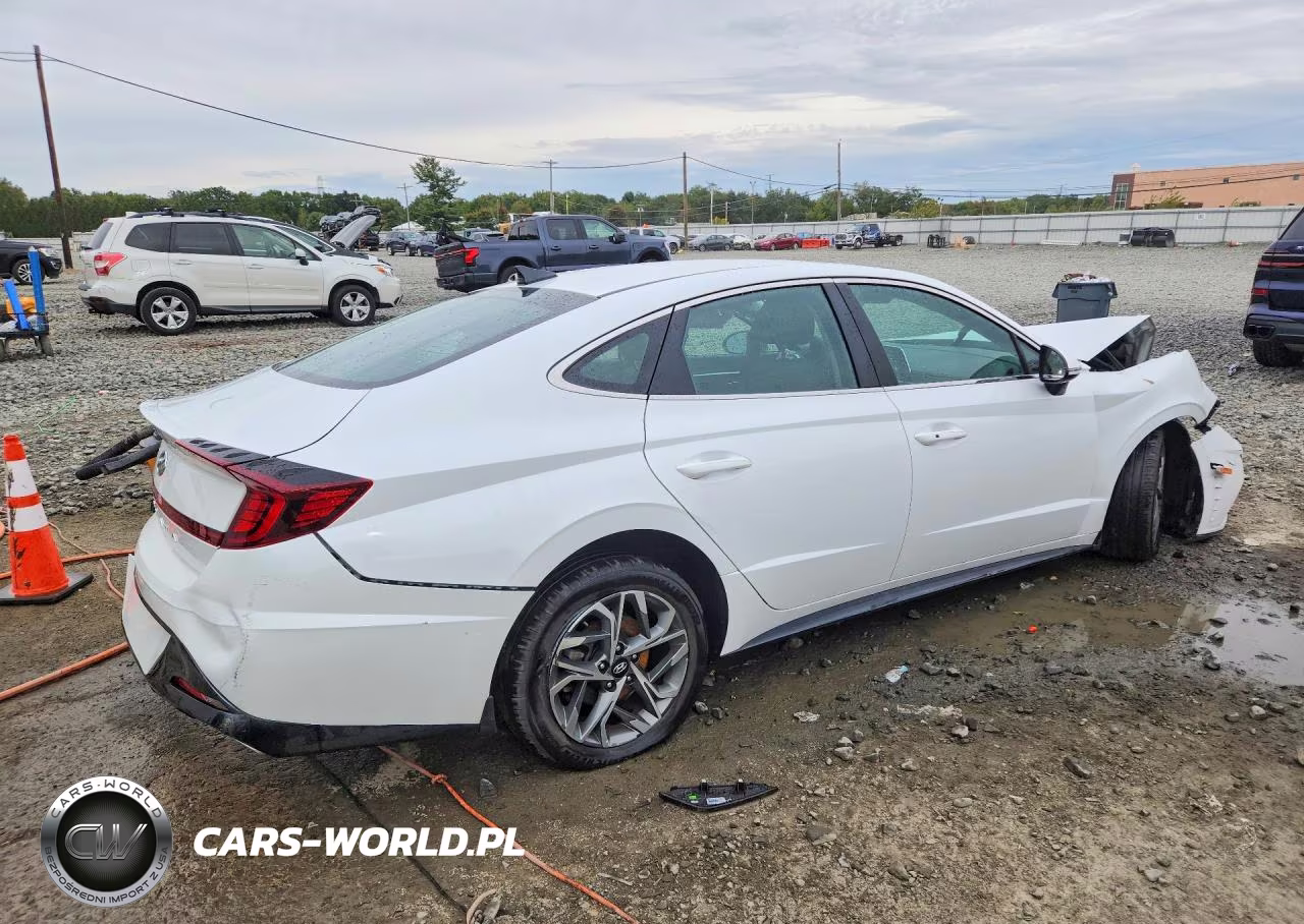 2021 Hyundai Sonata Sel VIN:5NPEL4JA2MH082379 - 3