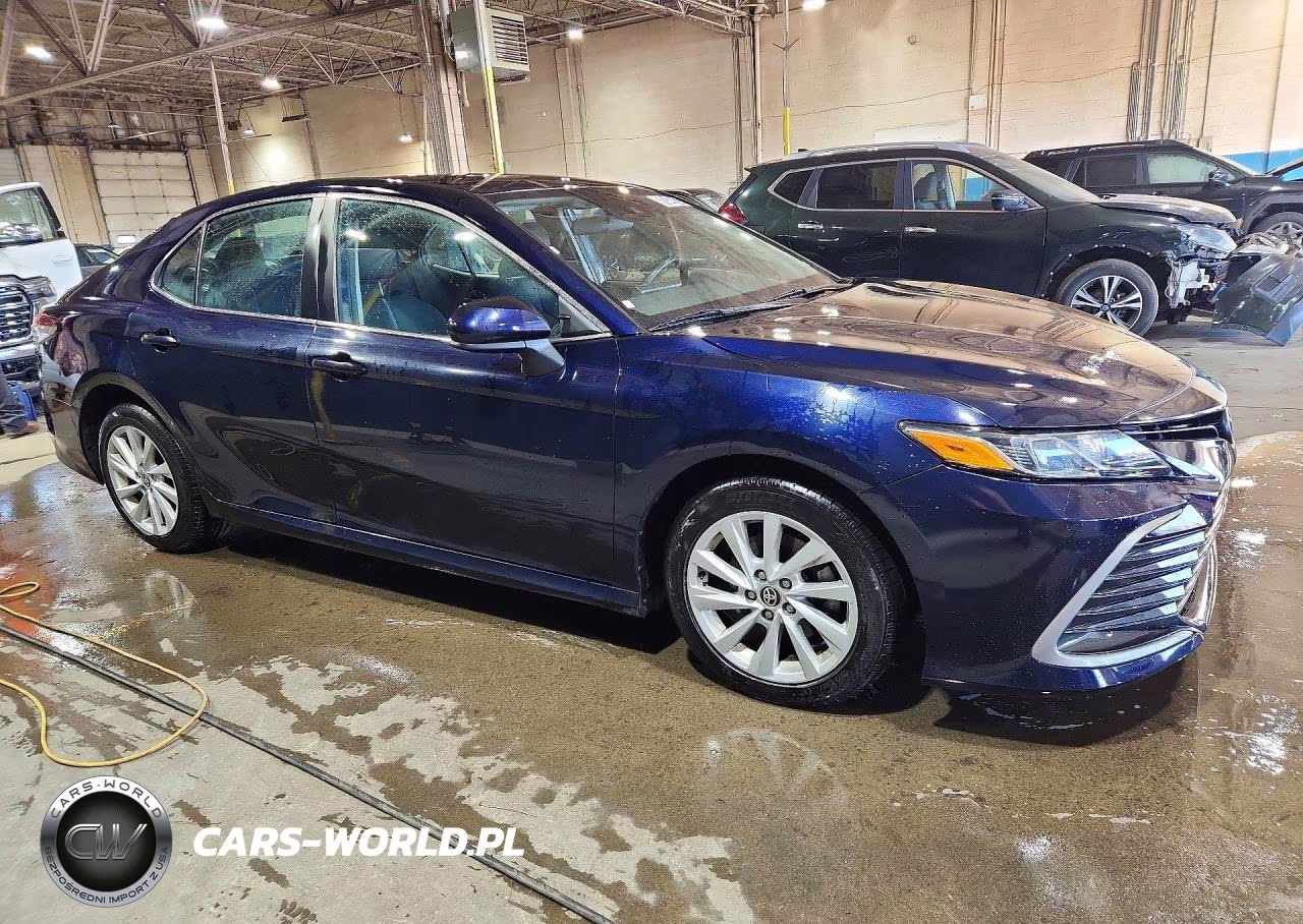 2021 Toyota Camry Le VIN:4T1C11AK2MU601551 - 4
