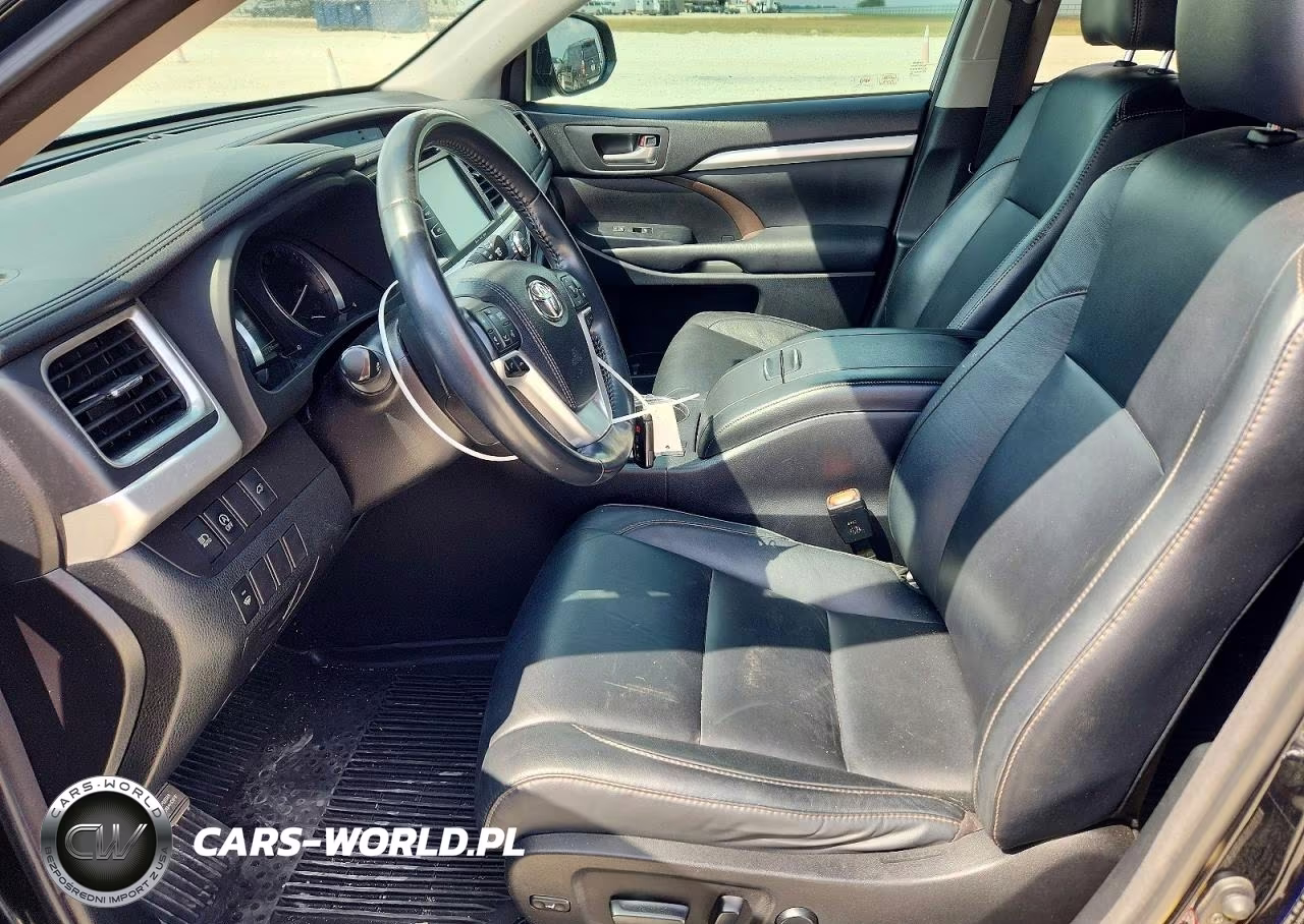 2018 Toyota Highlander Xle VIN:5TDKZRFH5JS546811 - 7