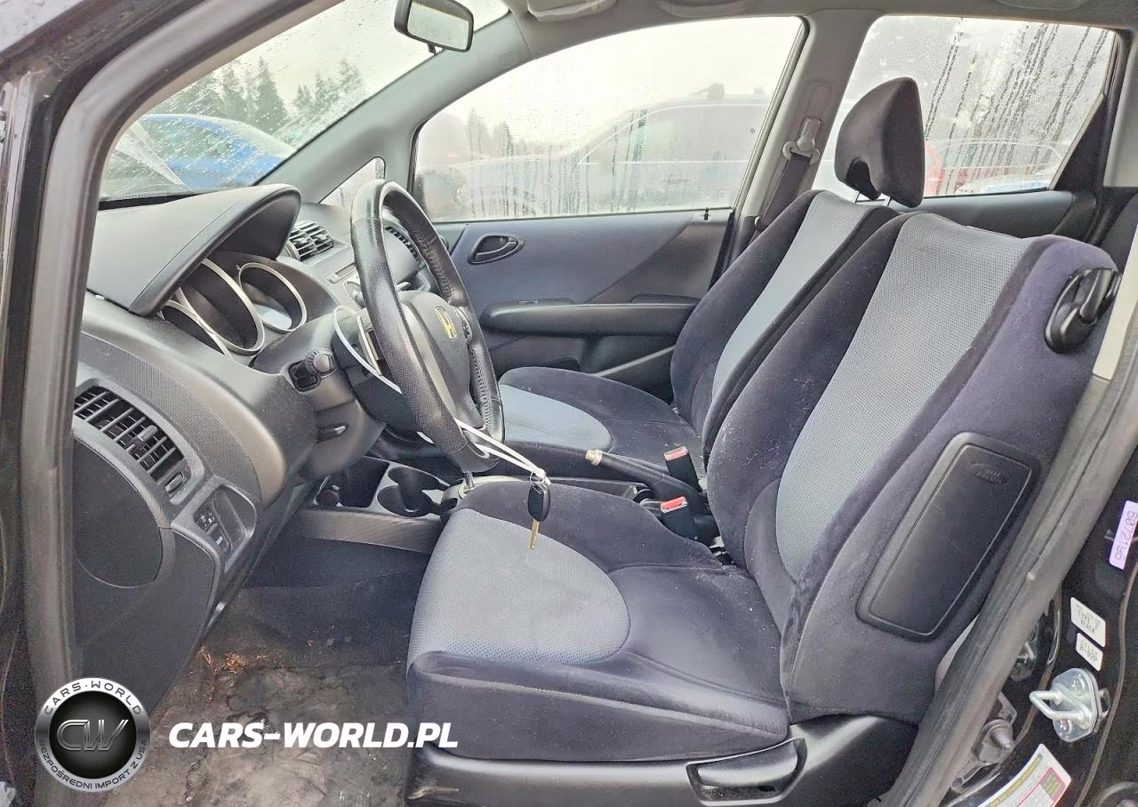 2007 Honda Fit S VIN:JHMGD38677S035595 - 7