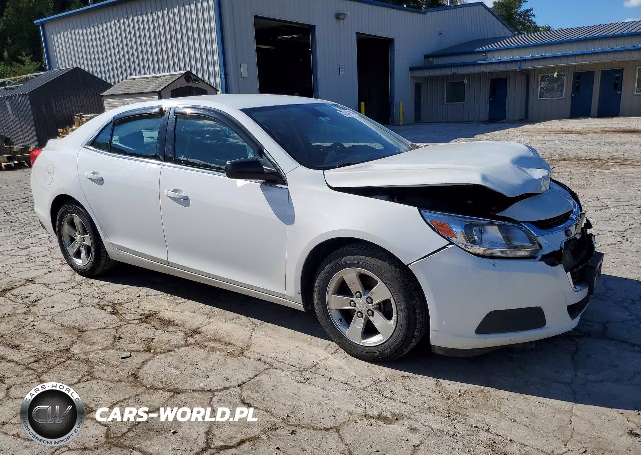 2015 Chevrolet Malibu Ls VIN:1G11A5SL5FF141876 - 4