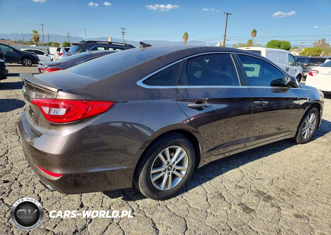 2017 Hyundai Sonata VIN:5NPE24AF9HH476109 - 3