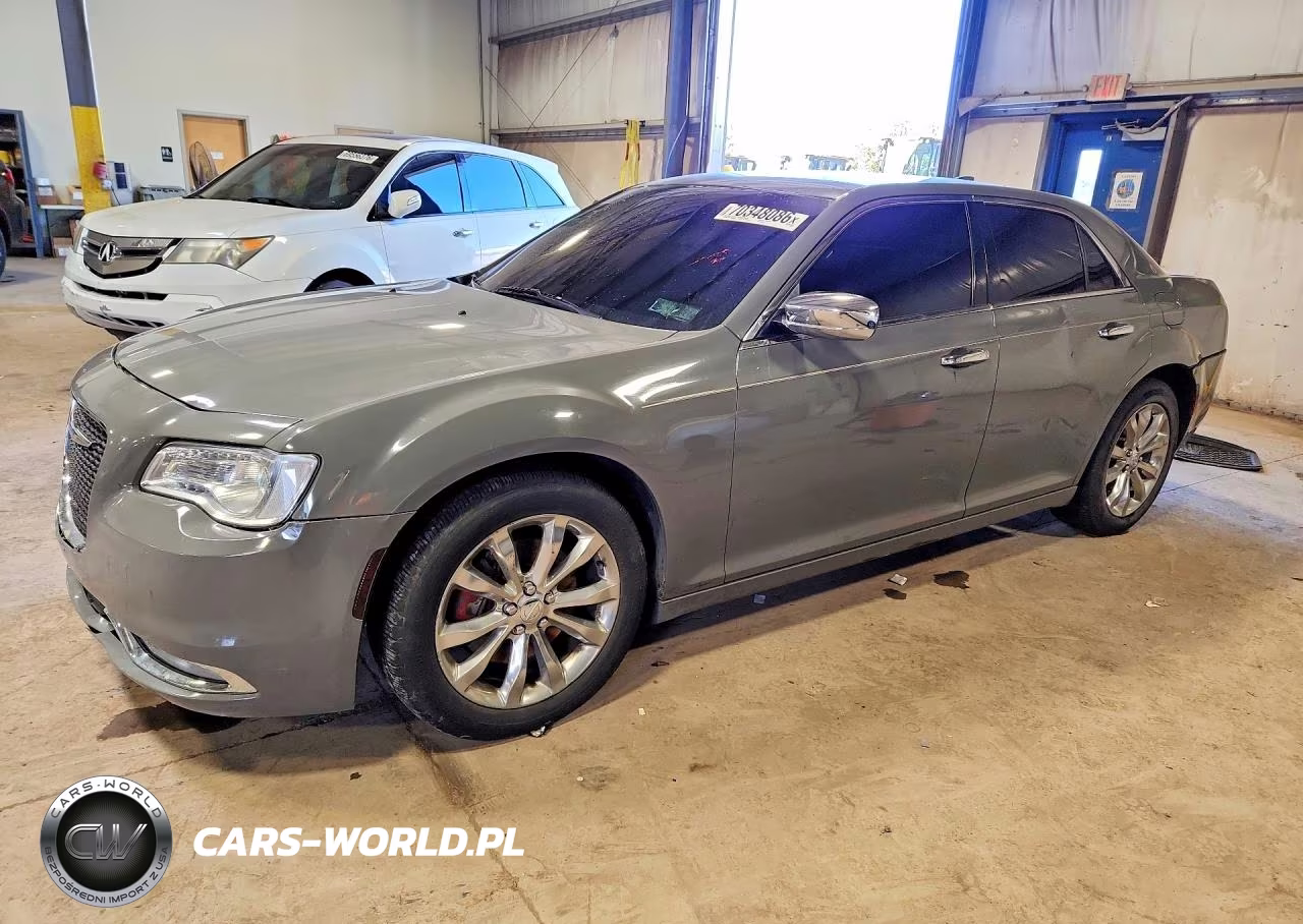 2018 Chrysler 300 Limited VIN:2C3CCAKG9JH240993 - 1