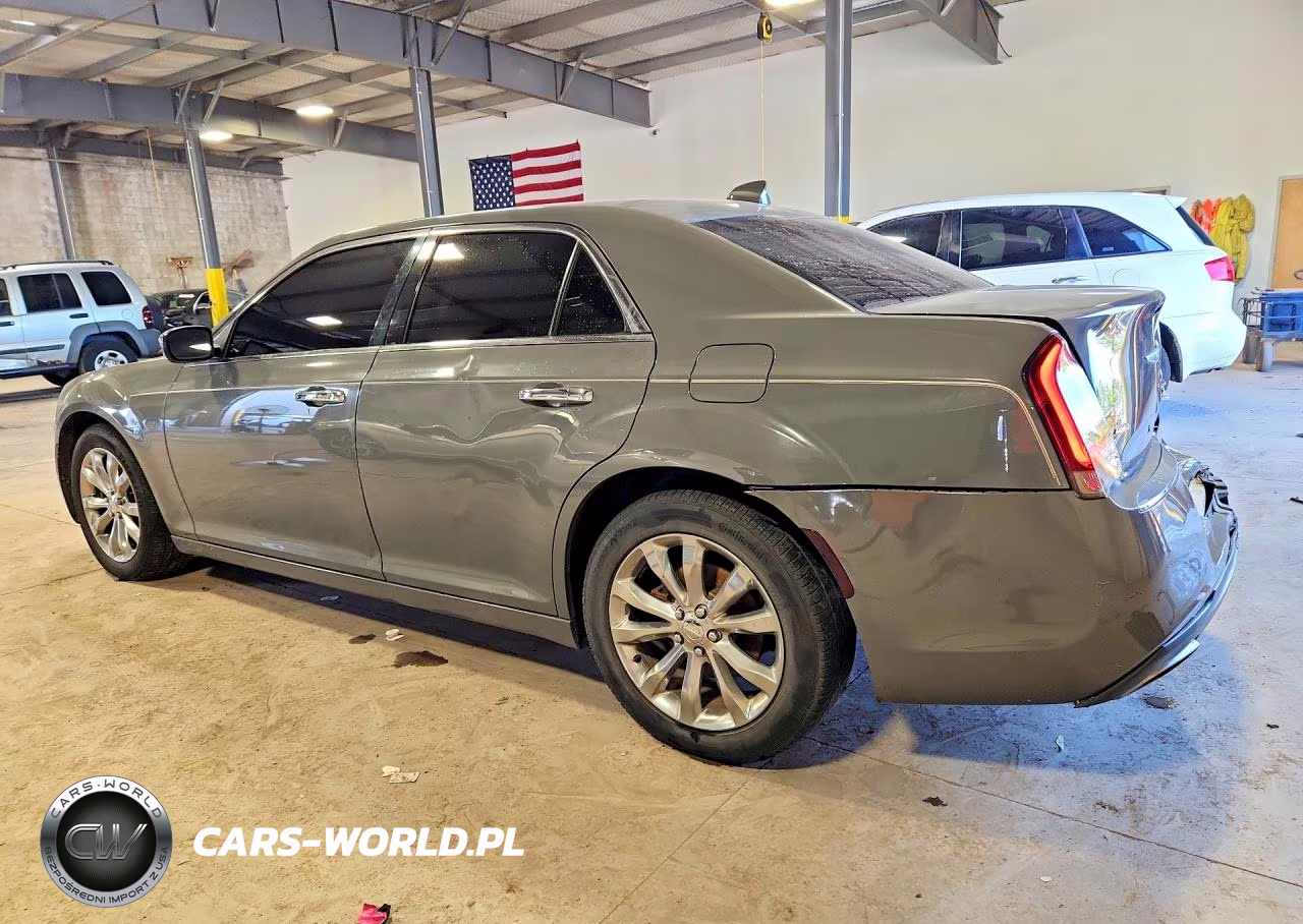 2018 Chrysler 300 Limited VIN:2C3CCAKG9JH240993 - 2