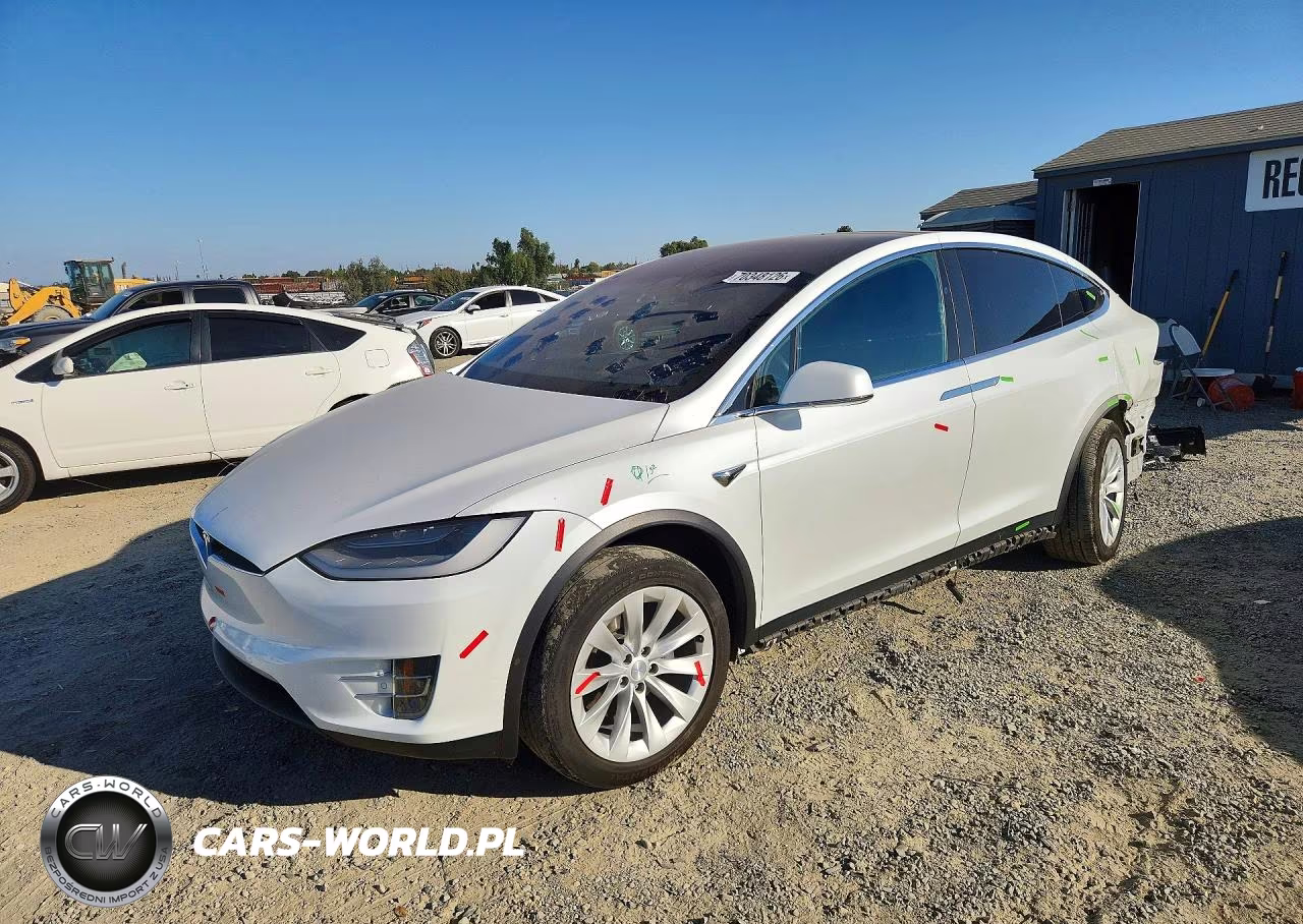 2020 Tesla Model X – zdjęcie 1 z 13