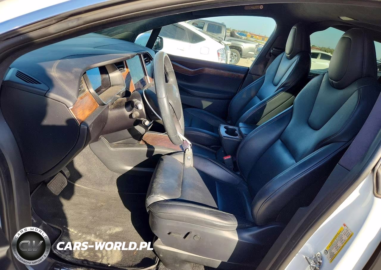 2020 Tesla Model X VIN:5YJXCBE23LF228852 - 7