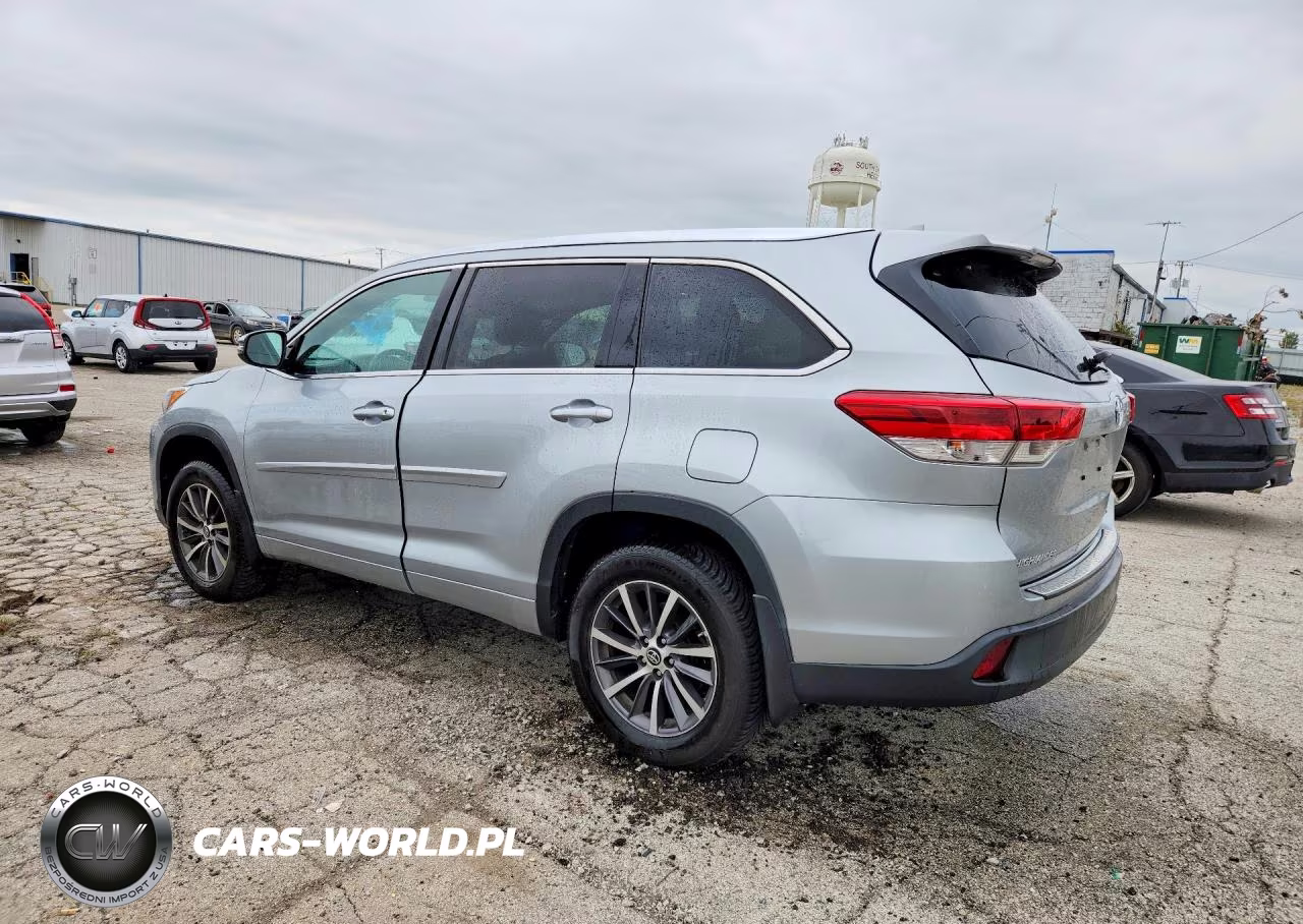 2017 Toyota Highlander Xle VIN:5TDJZRFH2HS432612 - 2