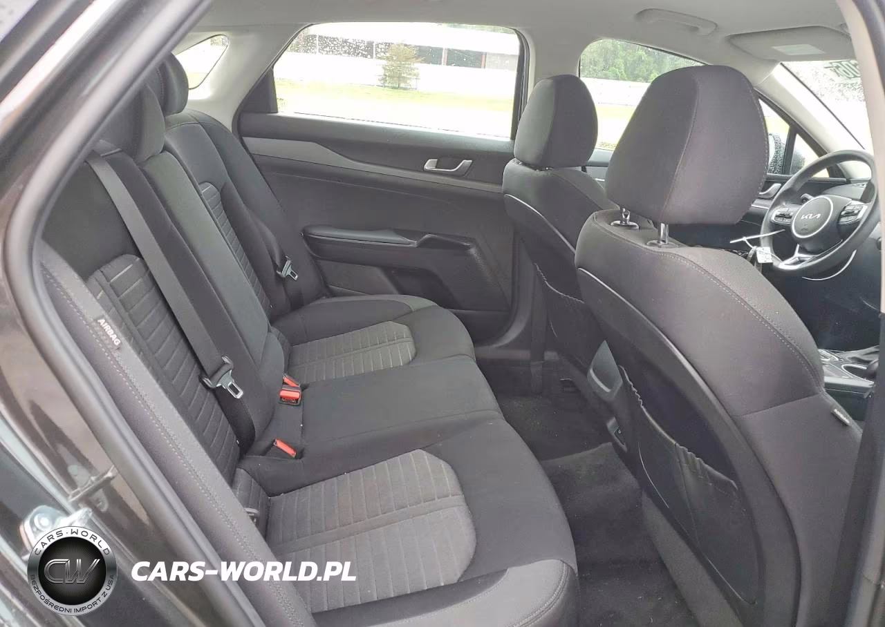 2026 Kia K5 Lxs VIN:KNAG24J76T5427392 - 10
