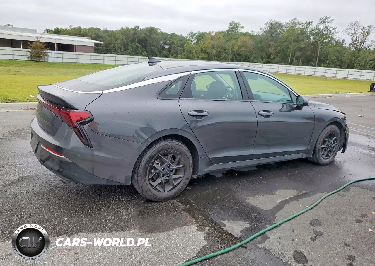 2026 Kia K5 Lxs VIN:KNAG24J76T5427392 - 3