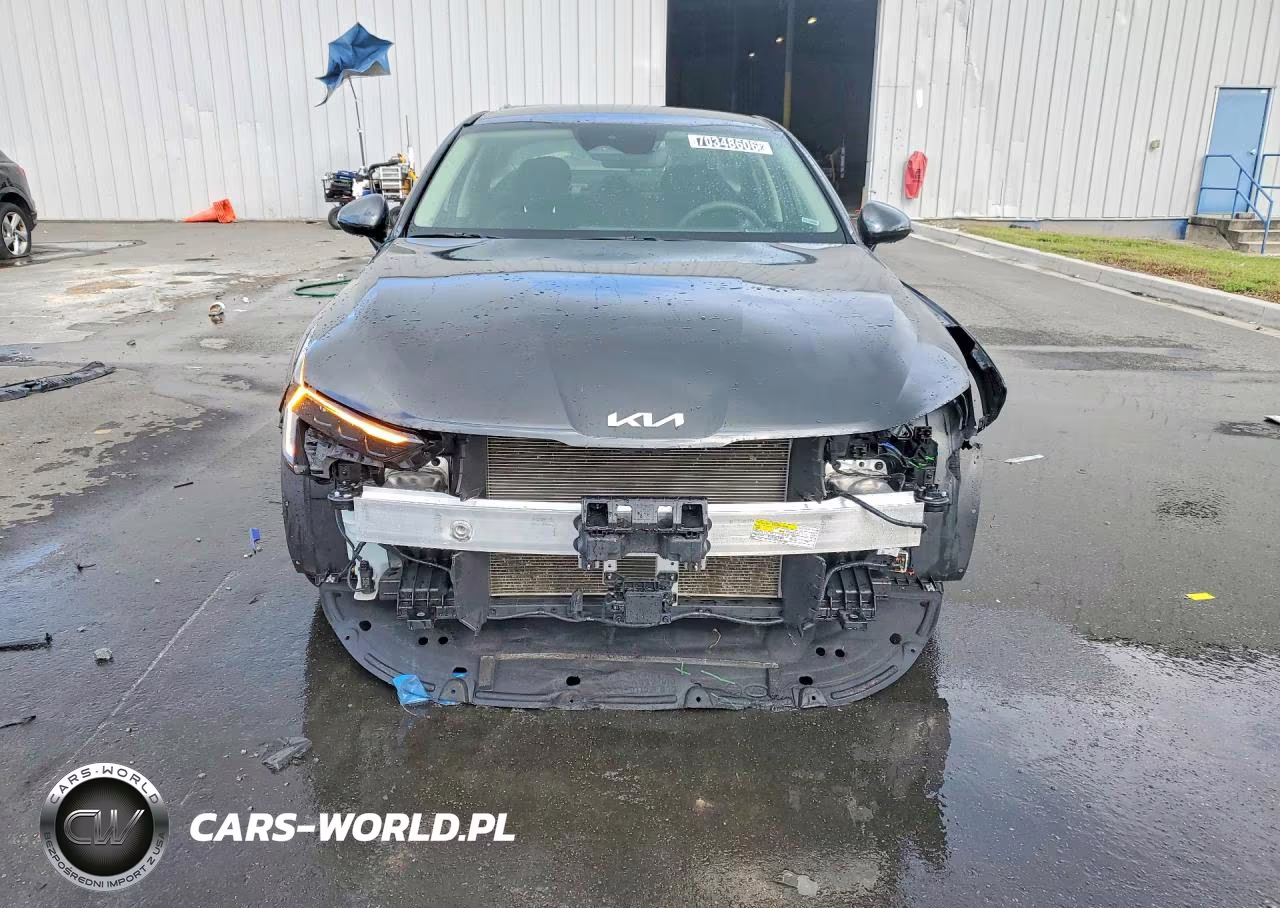 2026 Kia K5 Lxs VIN:KNAG24J76T5427392 - 5