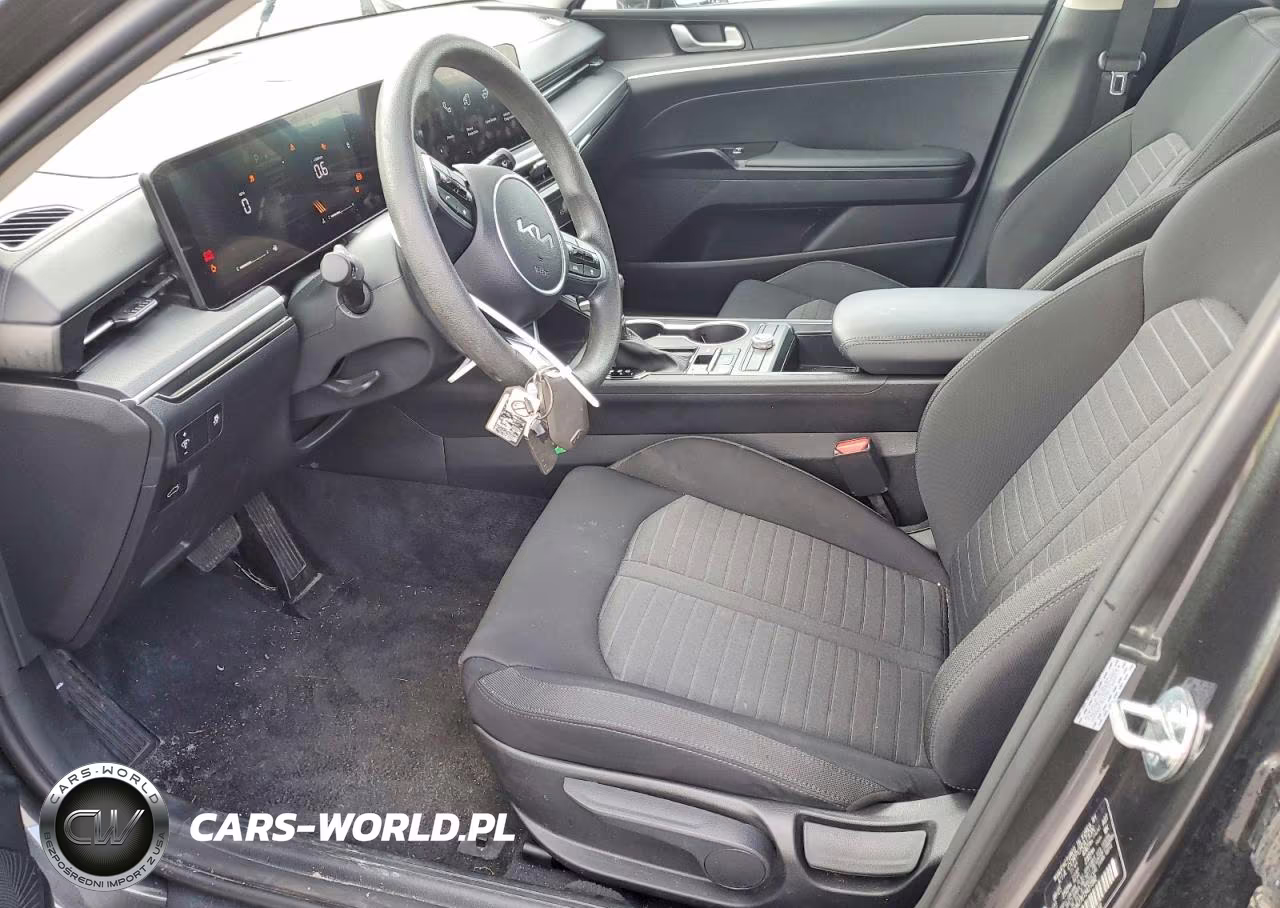 2026 Kia K5 Lxs VIN:KNAG24J76T5427392 - 7