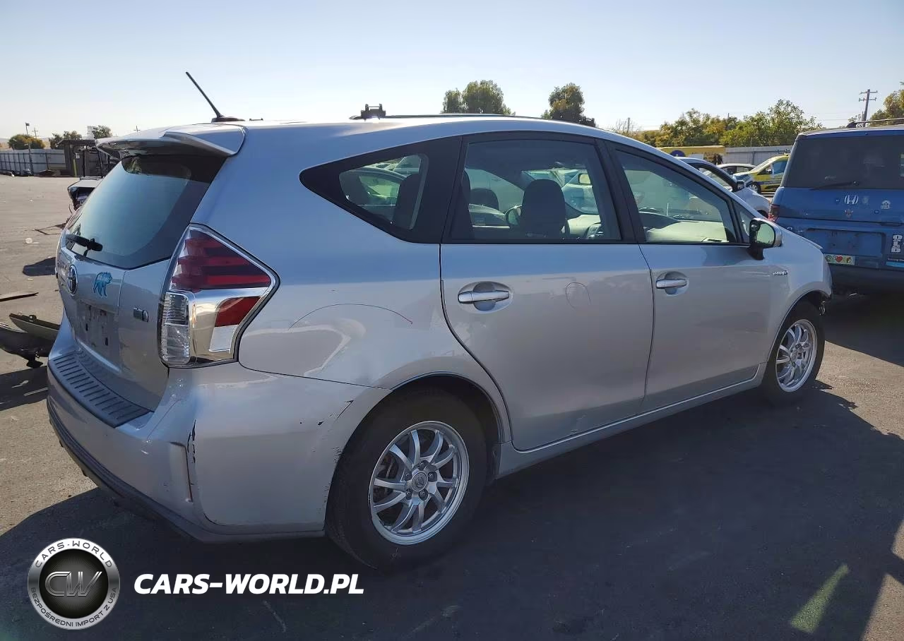 2017 Toyota Prius V Three VIN:JTDZN3EU0HJ071761 - 3