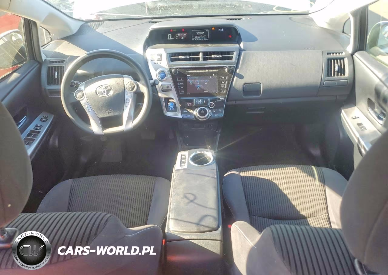 2017 Toyota Prius V Three VIN:JTDZN3EU0HJ071761 - 8
