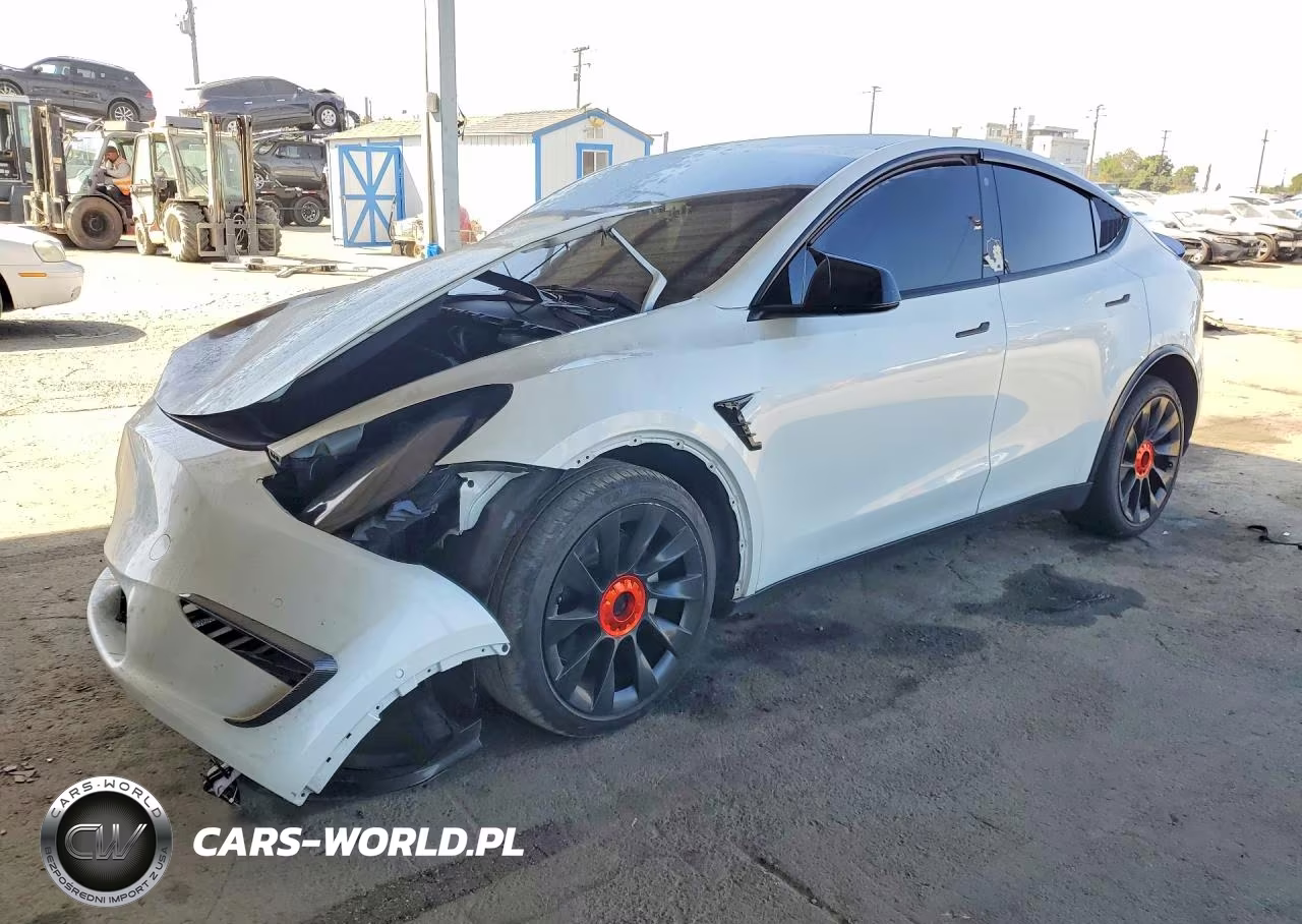 2021 Tesla Model Y VIN:5YJYGDEE6MF212760 - 1