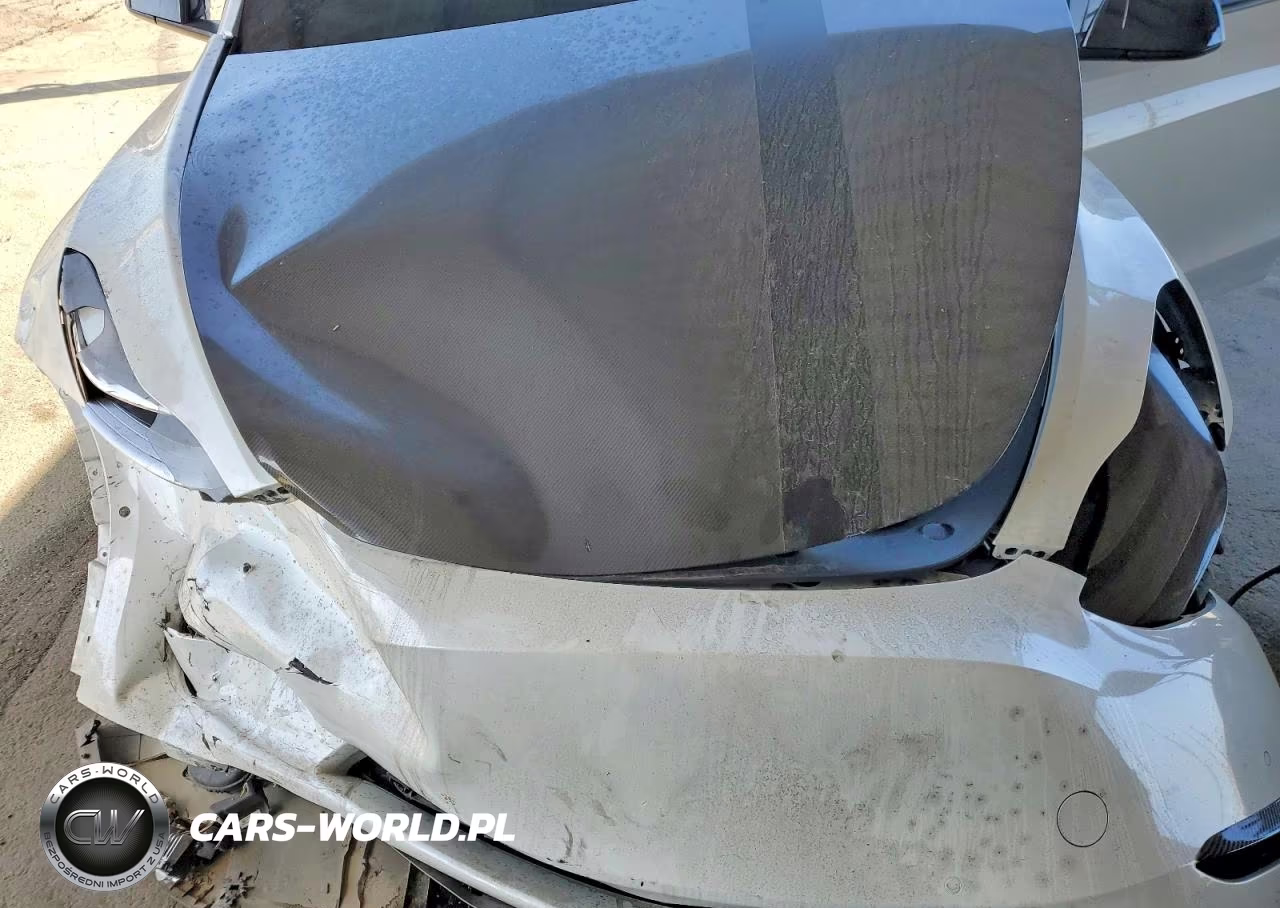 2021 Tesla Model Y VIN:5YJYGDEE6MF212760 - 11