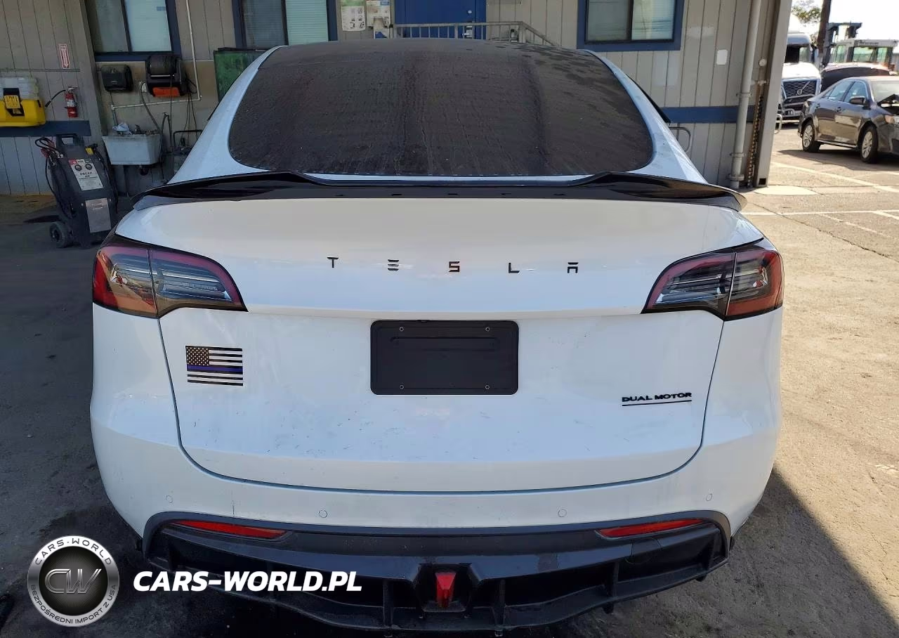 2021 Tesla Model Y VIN:5YJYGDEE6MF212760 - 6