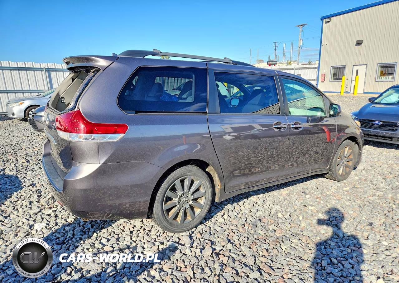 2011 Toyota Sienna Limited 7-Passenger VIN:5TDDK3DC8BS007537 - 3