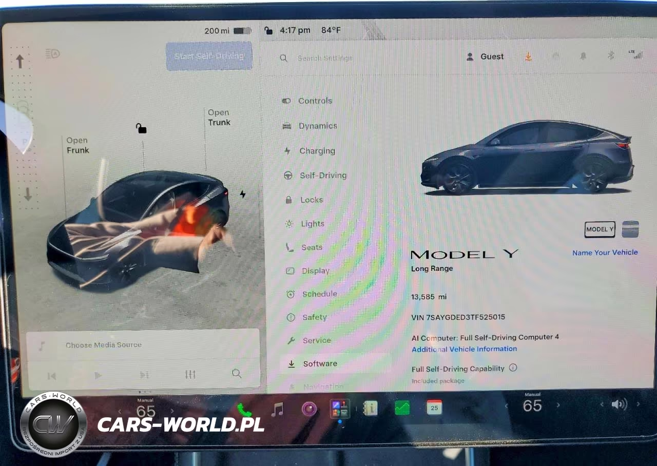 2026 Tesla Model Y VIN:7SAYGDED3TF525015 - 9