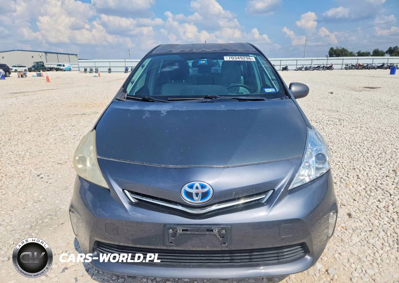 2014 Toyota Prius V Three VIN:JTDZN3EU5E3316831 - 5