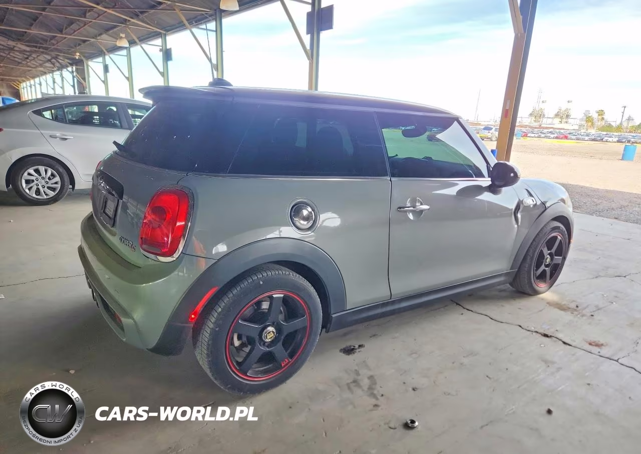 2015 Mini Cooper S VIN:WMWXP7C57F2A40681 - 3
