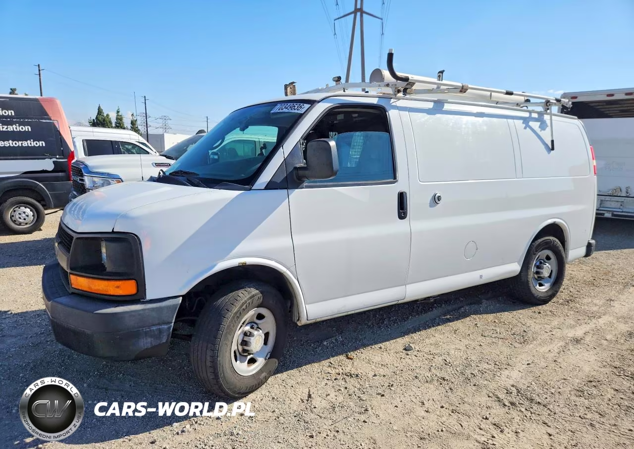 2013 Chevrolet Express G2500 VIN:1GCWGFCB8D1902286 - 1