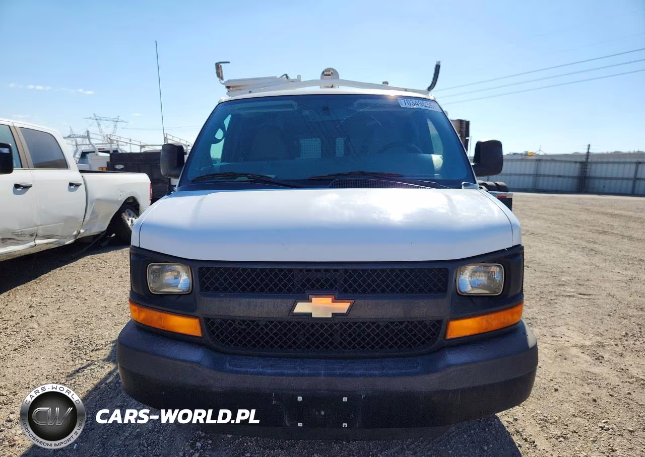 2013 Chevrolet Express G2500 VIN:1GCWGFCB8D1902286 - 5