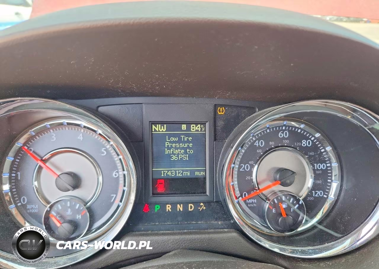2014 Chrysler Town & Country Touring VIN:2C4RC1BG6ER220867 - 9
