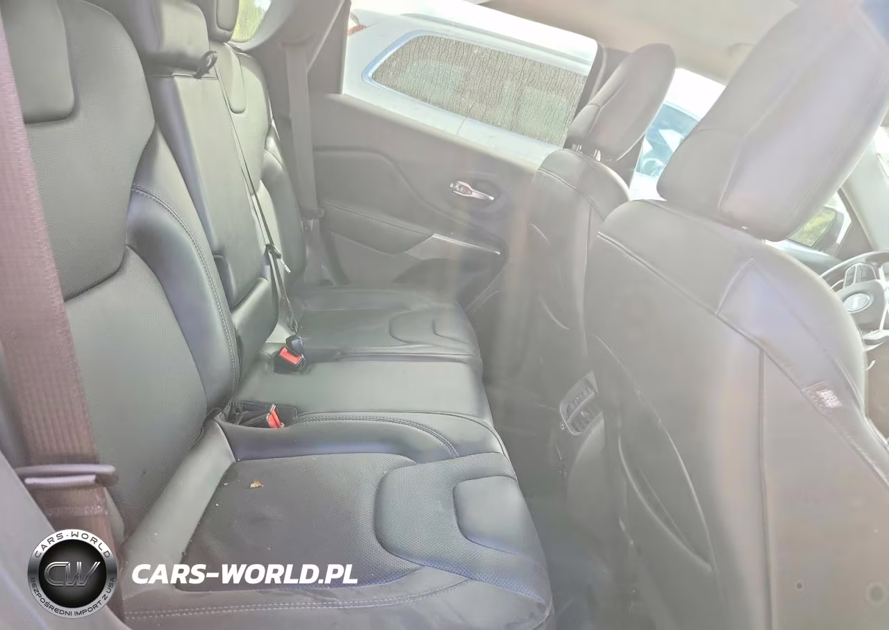 2020 Jeep Cherokee Limited VIN:1C4PJMDX3LD544600 - 11