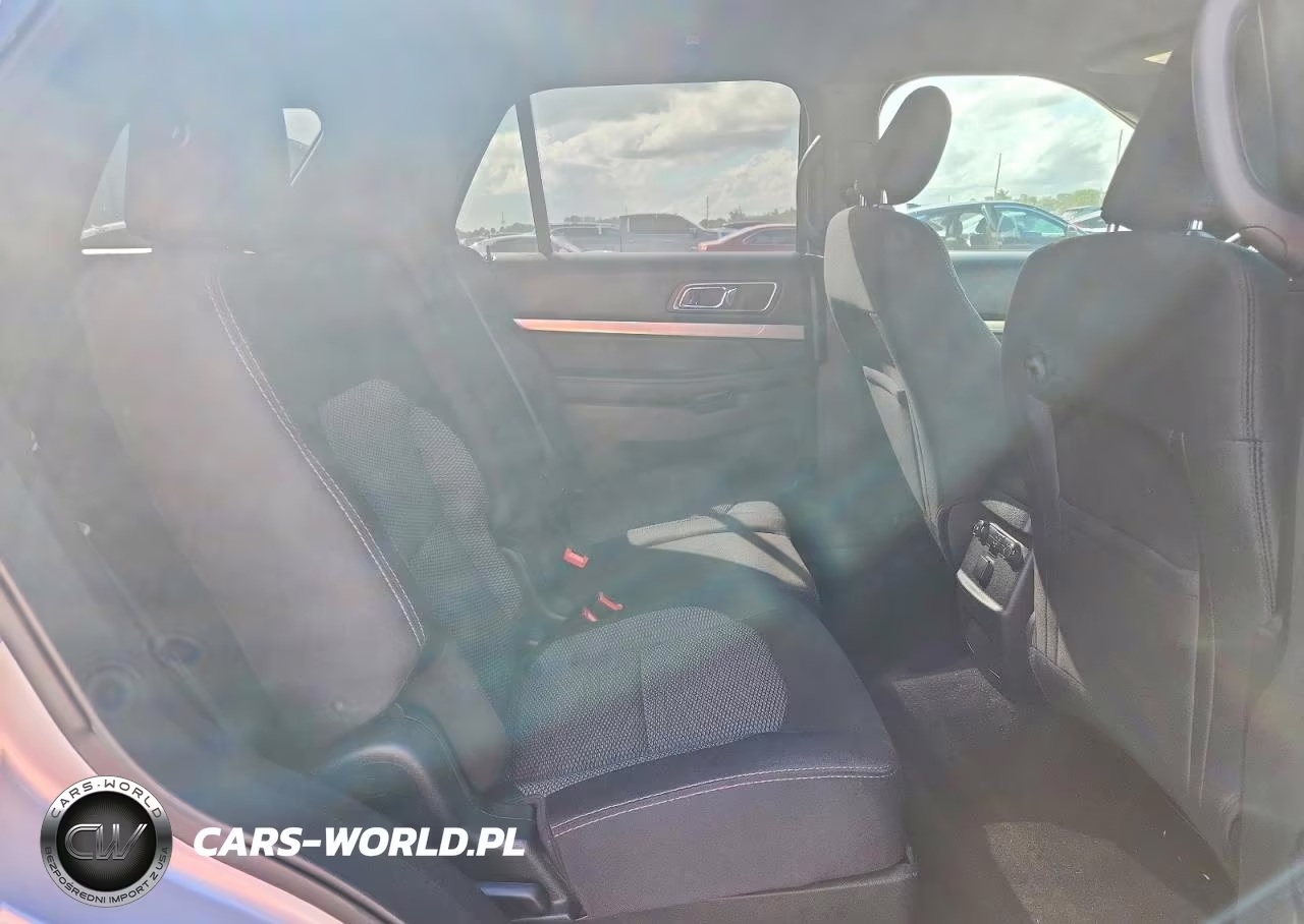 2019 Ford Explorer Xlt VIN:1FM5K8D83KGB47174 - 11