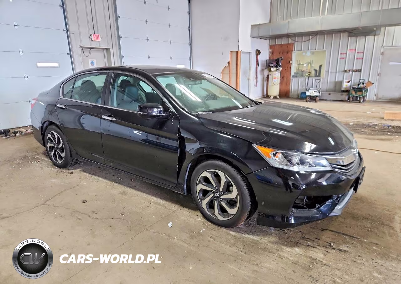 2017 Honda Accord Exl VIN:1HGCR2F98HA135108 - 4