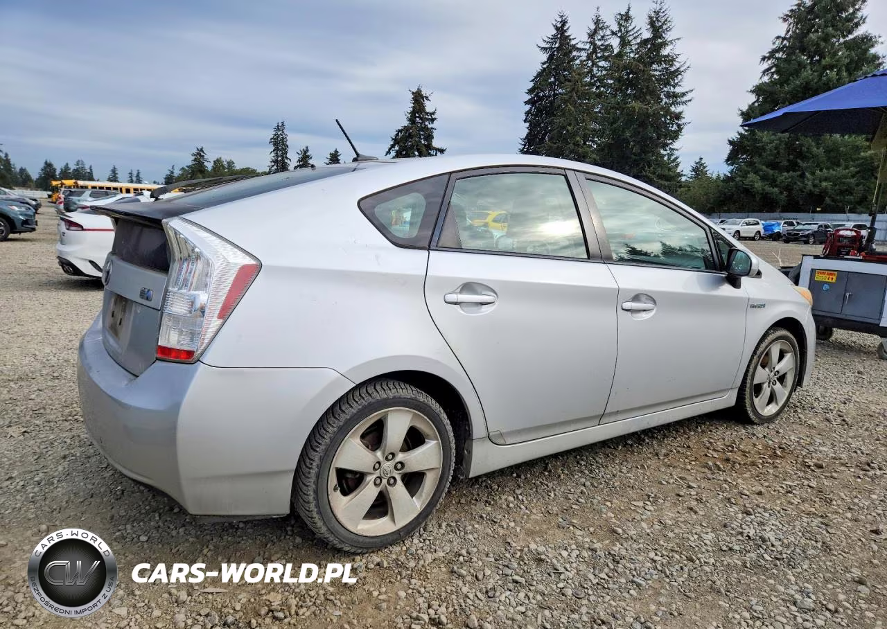 2010 Toyota Prius V VIN:JTDKN3DU8A0029966 - 3